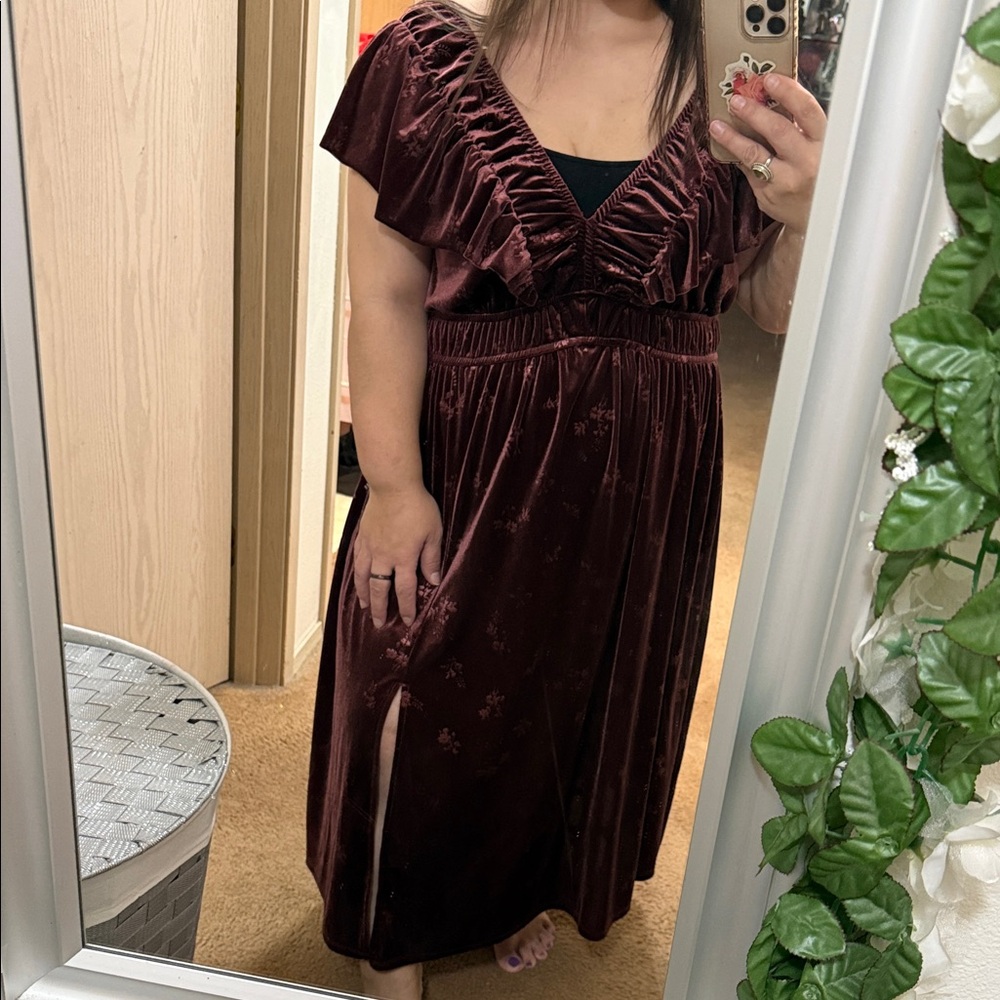 Eyeshadow 1XL Mauve/Burgundy Midi Dress W/Slit - Picture 2 of 5